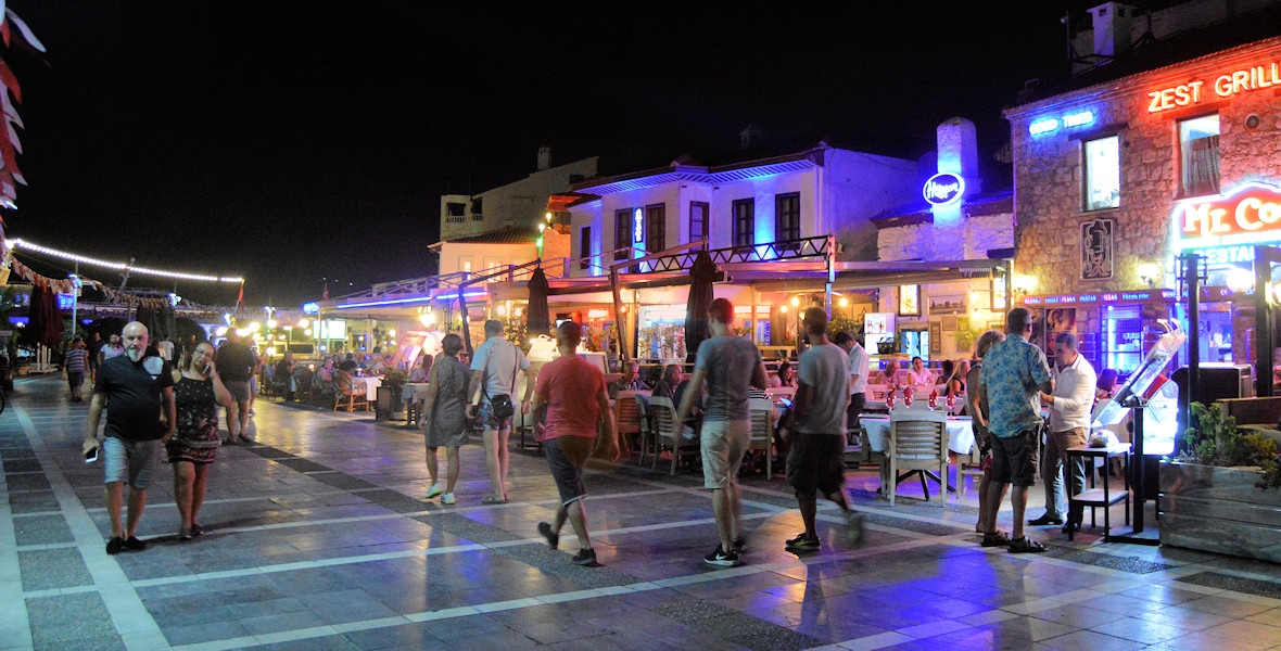 Marmaris Marina Nightlife