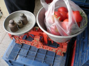 marmaris market scale 