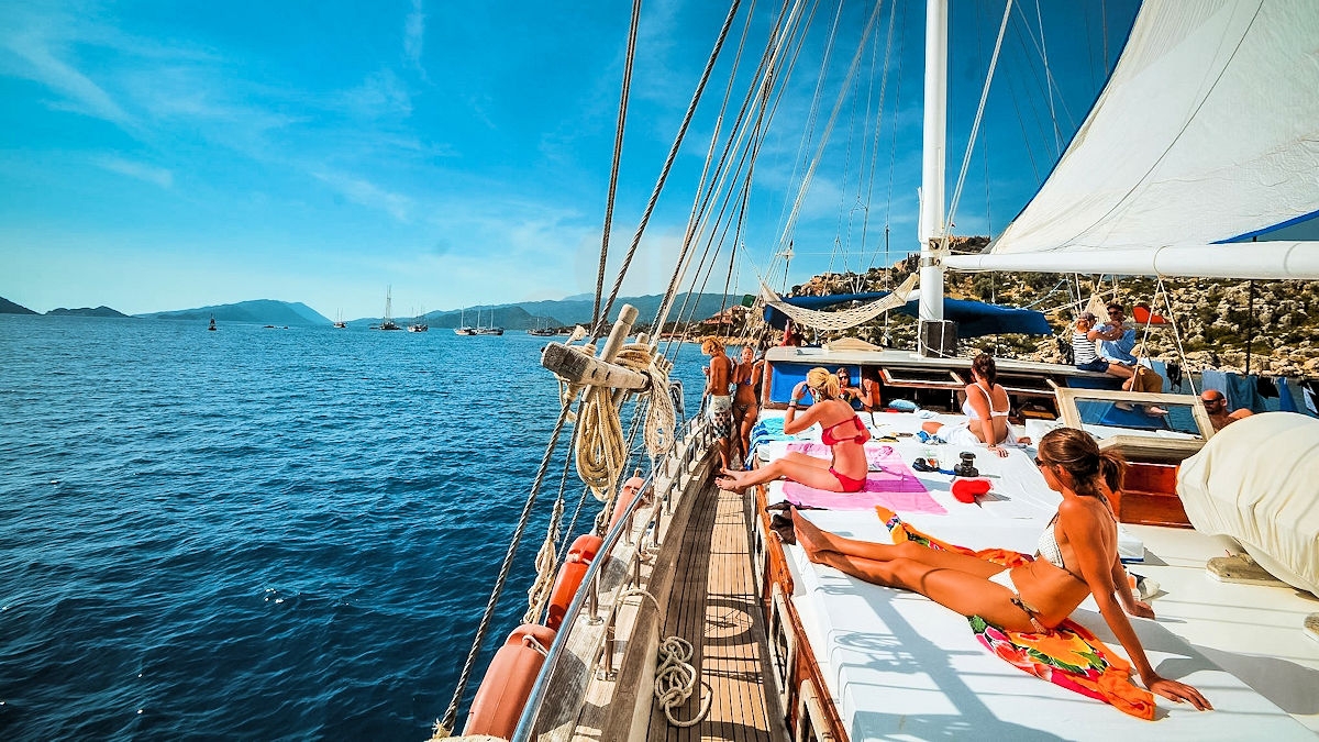 Blue Cruise Weekly Cabin Charters - Marmaris Turkey Blue Cruise Weekly Cabin Charters