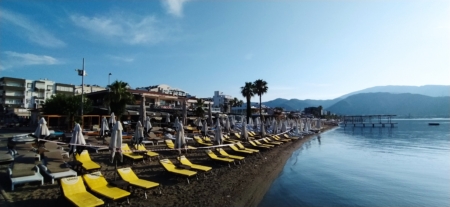 Sunrise of the day and beach vibes in Marmaris