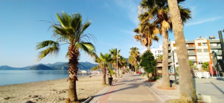 Sunrise of the day and beach vibes in Marmaris