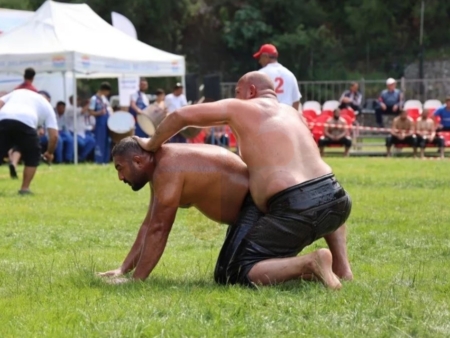 Oil Wrestling