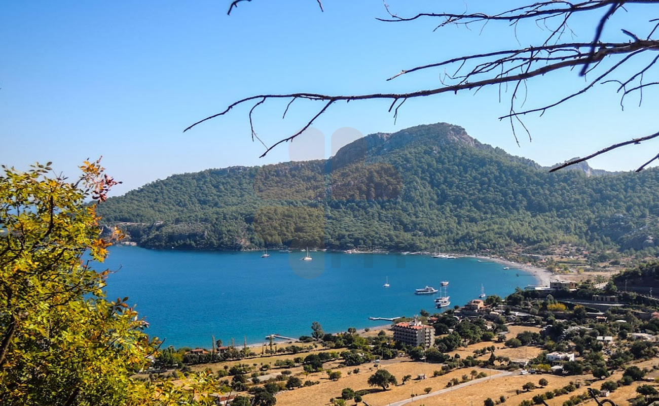 Kumlubuk Beach is a stunning and secluded beach