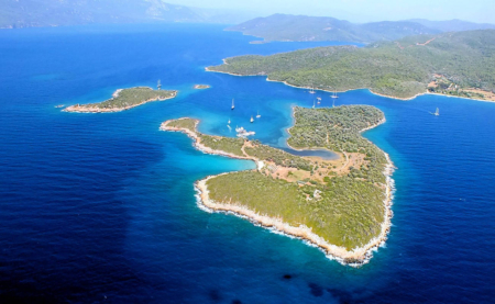 Sedir Island Is Renowned For Its Stunning Beauty Crystal-clear Waters